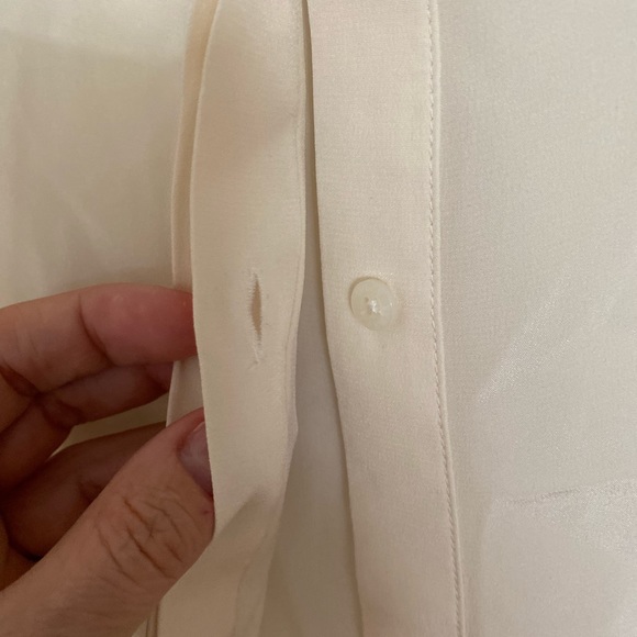 Juicy Couture Ellie Blouse 100% silk blouse - Picture 7 of 8